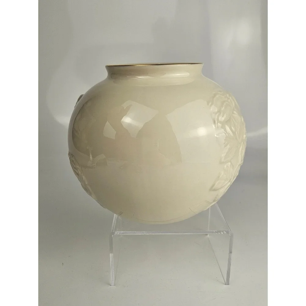 Lenox Forever Roses Ivory China‎ Vase Gold Rim Embossed Roses 1995 USA